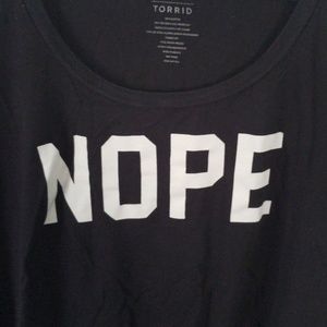 Sz 2 black torrid tee